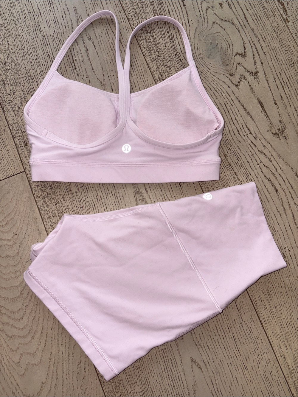 Lululemon 4” align shorts + Flow Y Bra SET